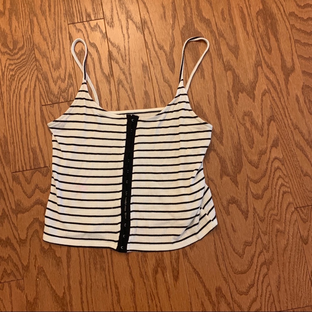 American Eagle Hooked Crop